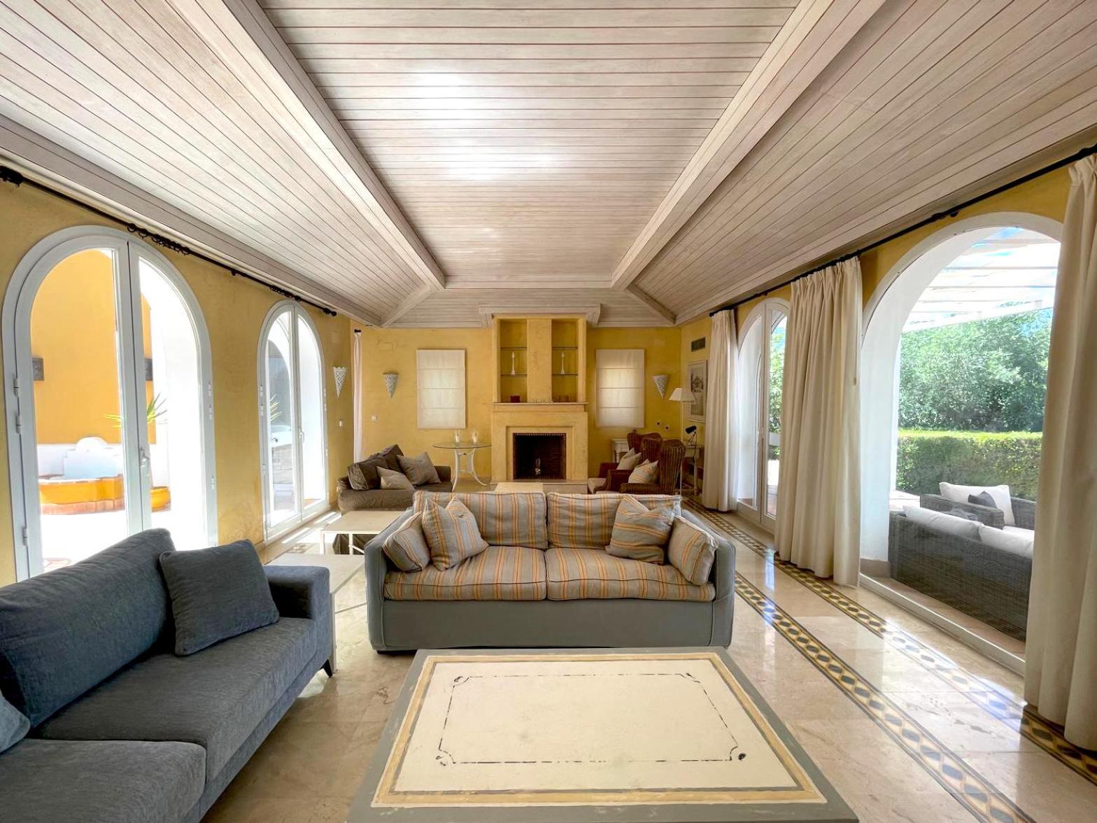 בנאלופ קסאס וייחאס Villa Rosa מראה חיצוני תמונה