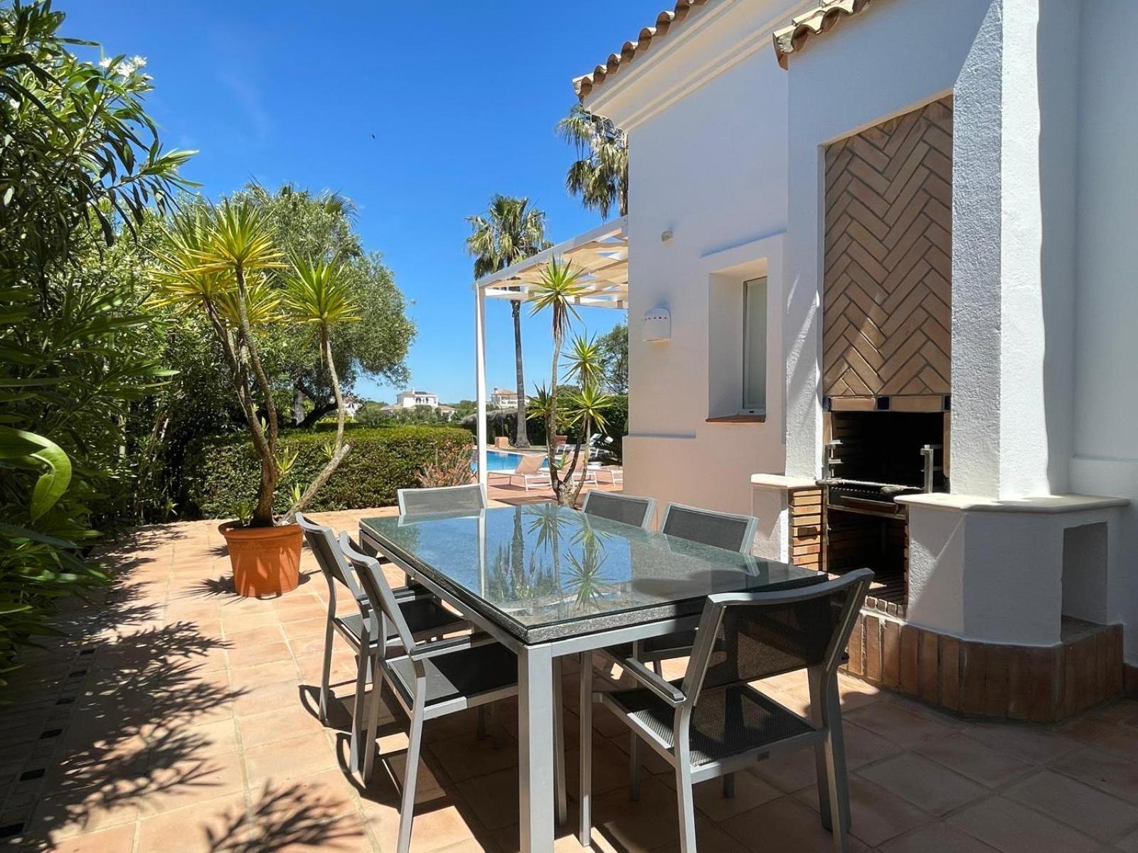 בנאלופ קסאס וייחאס Villa Rosa מראה חיצוני תמונה